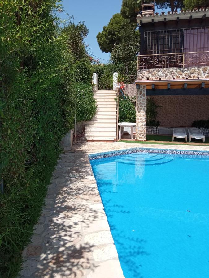 Villa Con Piscina Privada Torremolinos Eksteriør bilde
